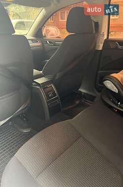 Ліфтбек Skoda Superb 2011 в 