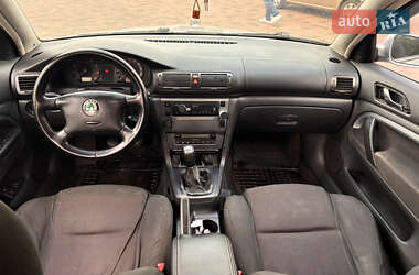 Лифтбек Skoda Superb 2004 в 