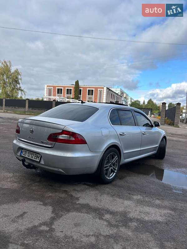 Лифтбек Skoda Superb 2010 в Нежине