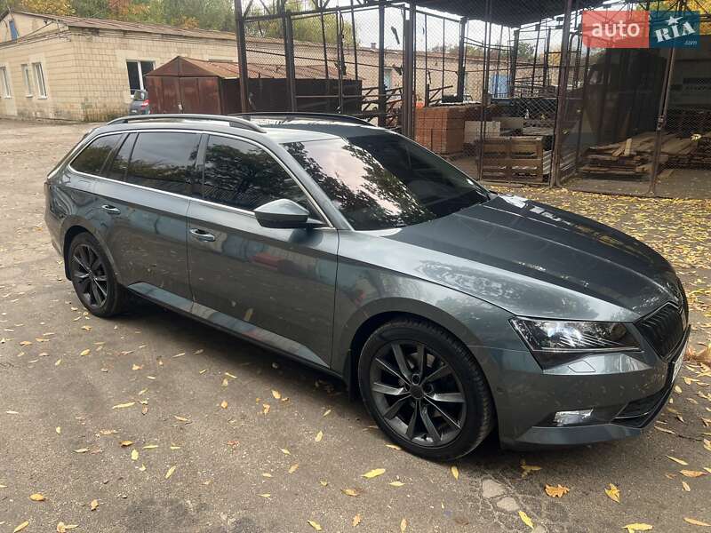 Универсал Skoda Superb 2018 в Кропивницком