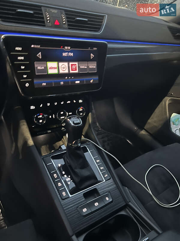 Лифтбек Skoda Superb 2019 в Киеве