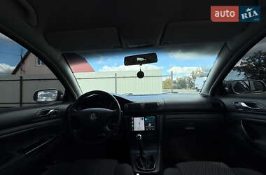 Лифтбек Skoda Superb 2006 в 