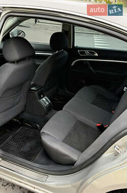 Лифтбек Skoda Superb 2006 в 