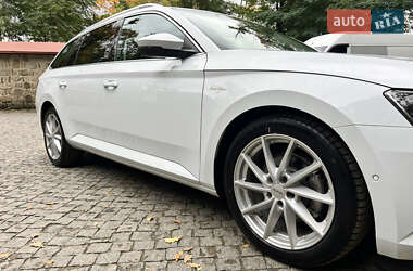 Универсал Skoda Superb 2017 в 