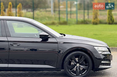 Лифтбек Skoda Superb 2021 в 
