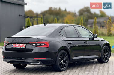 Лифтбек Skoda Superb 2021 в 