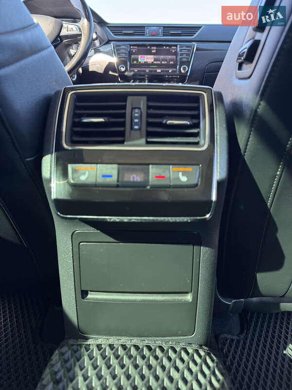 Универсал Skoda Superb 2017 в Львове