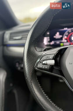 Лифтбек Skoda Superb 2021 в 