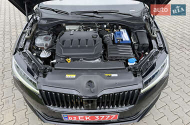 Лифтбек Skoda Superb 2021 в 