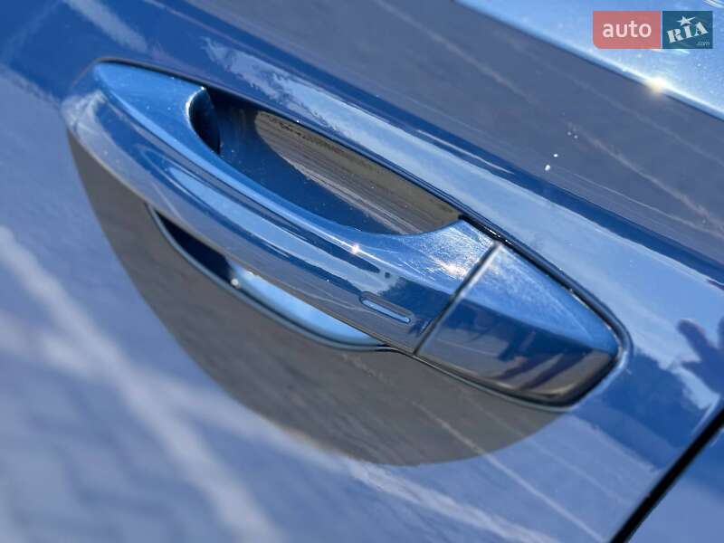 Лифтбек Skoda Superb 2015 в Кривом Роге