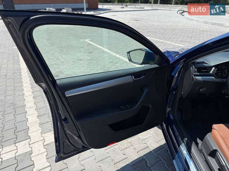 Лифтбек Skoda Superb 2015 в Кривом Роге