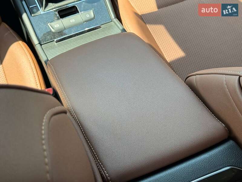 Лифтбек Skoda Superb 2015 в Кривом Роге