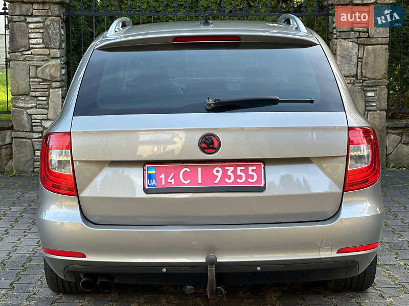 Універсал Skoda Superb 2014 в Надвірній