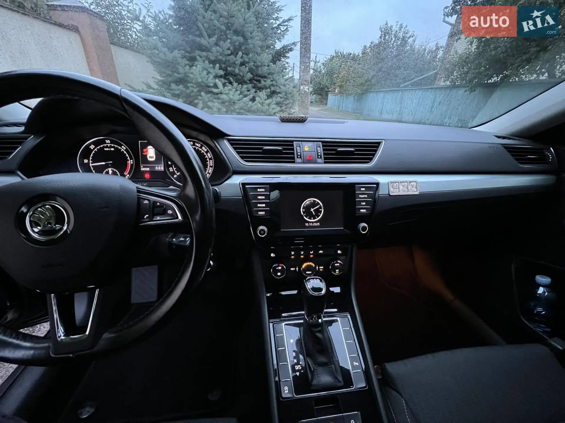 2016 Skoda Superb - мініатюра 17