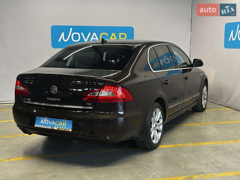 Лифтбек Skoda Superb 2012 в Киеве
