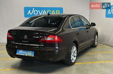 Ліфтбек Skoda Superb 2012 в 