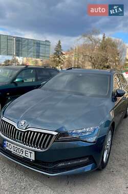 Универсал Skoda Superb 2019 в 