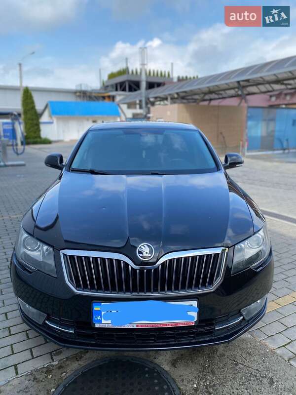 Лифтбек Skoda Superb 2014 в Виноградове фото 3 Лифтбек Skoda Superb 2014 в Виноградове