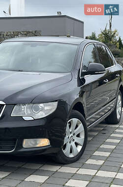 Лифтбек Skoda Superb 2010 в 