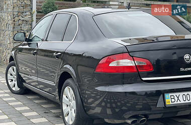 Лифтбек Skoda Superb 2010 в 