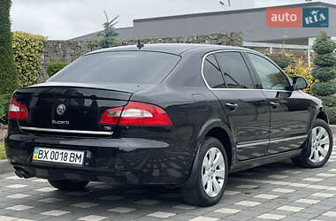 Лифтбек Skoda Superb 2010 в 