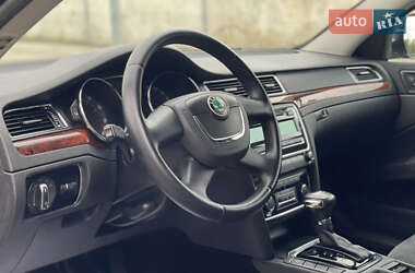 Лифтбек Skoda Superb 2010 в 