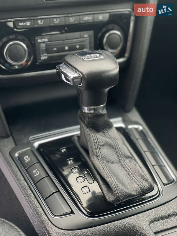 Лифтбек Skoda Superb 2010 в Стрые