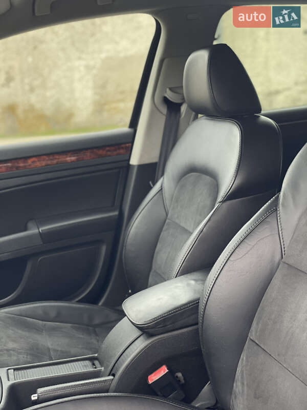 Лифтбек Skoda Superb 2010 в Стрые
