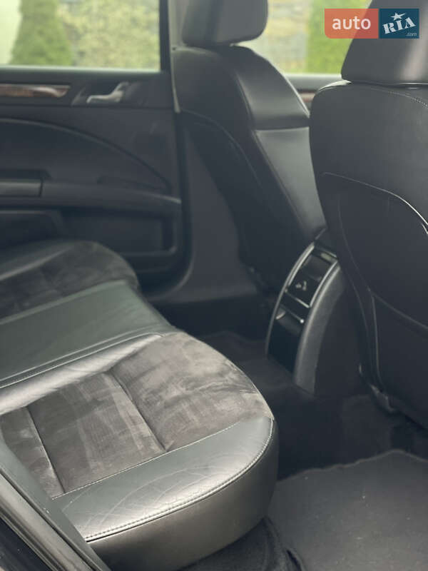 Лифтбек Skoda Superb 2010 в Стрые