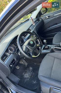 Універсал Skoda Superb 2012 в  фото 9 Універсал Skoda Superb 2012 в