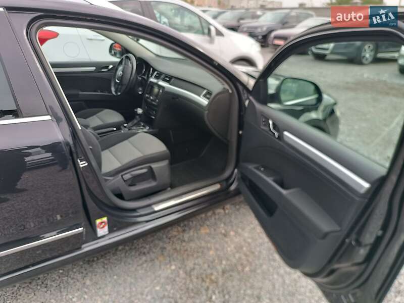 Универсал Skoda Superb 2012 в Ровно фото 16 Универсал Skoda Superb 2012 в Ровно