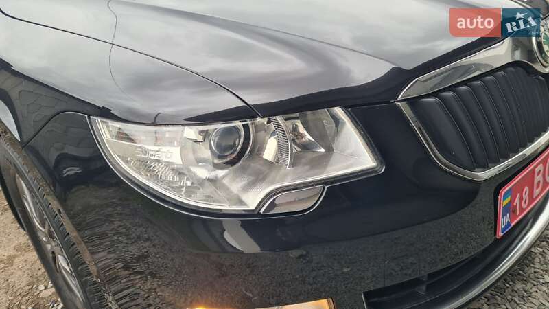 Универсал Skoda Superb 2012 в Ровно фото 36 Универсал Skoda Superb 2012 в Ровно