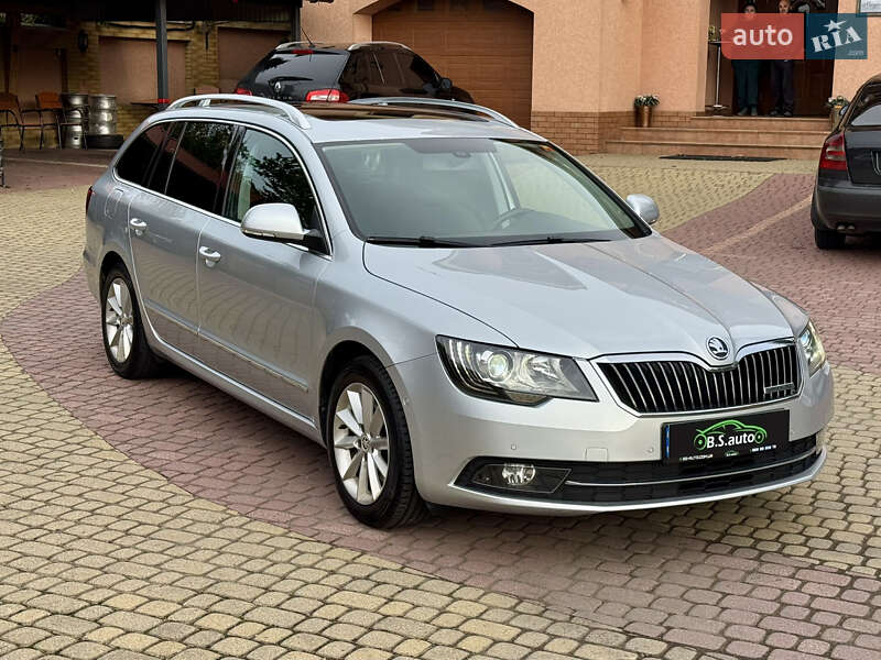 Універсал Skoda Superb 2015 в Мукачевому