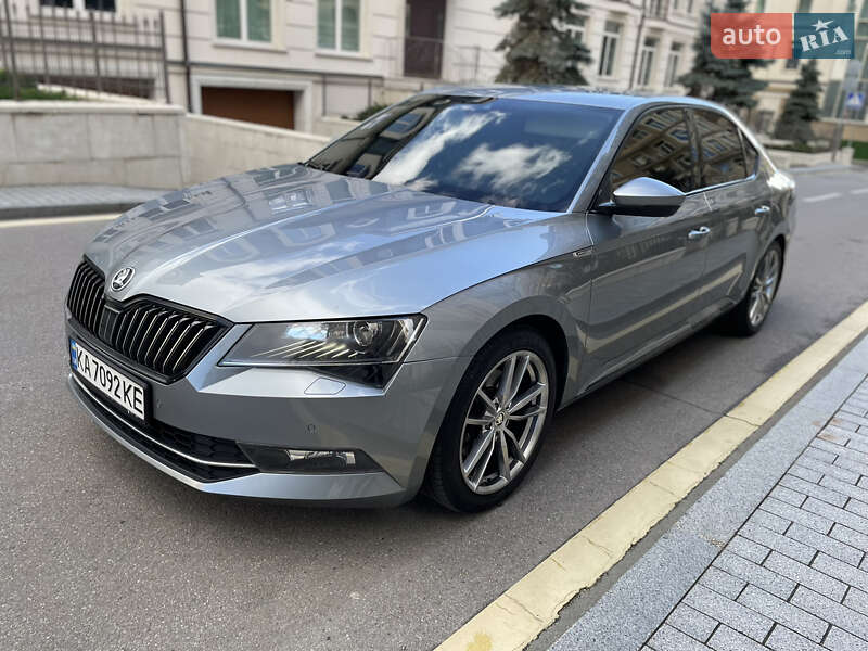 Лифтбек Skoda Superb 2015 в Киеве