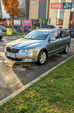 Універсал Skoda Superb 2012 в Івано-Франківську