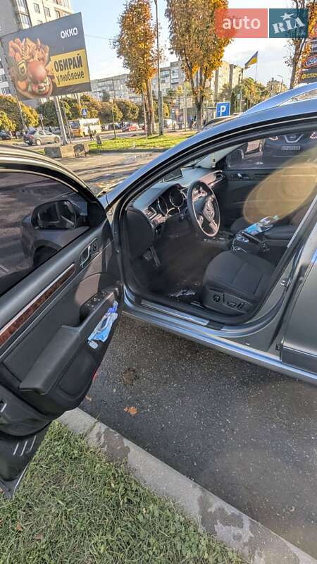Універсал Skoda Superb 2012 в Івано-Франківську фото 13 Універсал Skoda Superb 2012 в Івано-Франківську