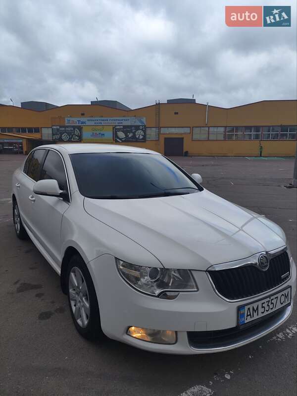 Лифтбек Skoda Superb 2011 в Житомире фото 2 Лифтбек Skoda Superb 2011 в Житомире
