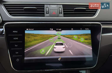 Лифтбек Skoda Superb 2022 в 