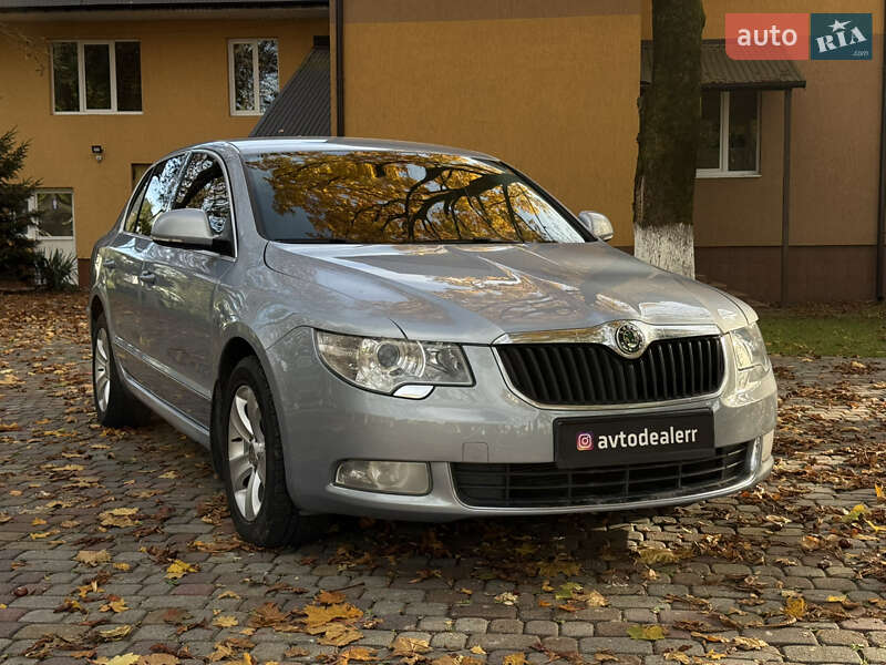 Ліфтбек Skoda Superb 2011 в Тячеві
