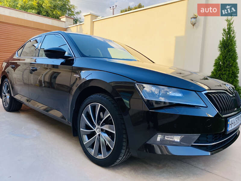 Лифтбек Skoda Superb 2017 в Одессе