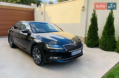 Ліфтбек Skoda Superb 2017 в 