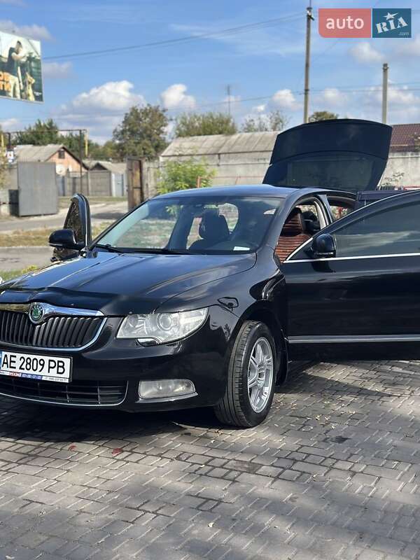 Skoda Superb 2012