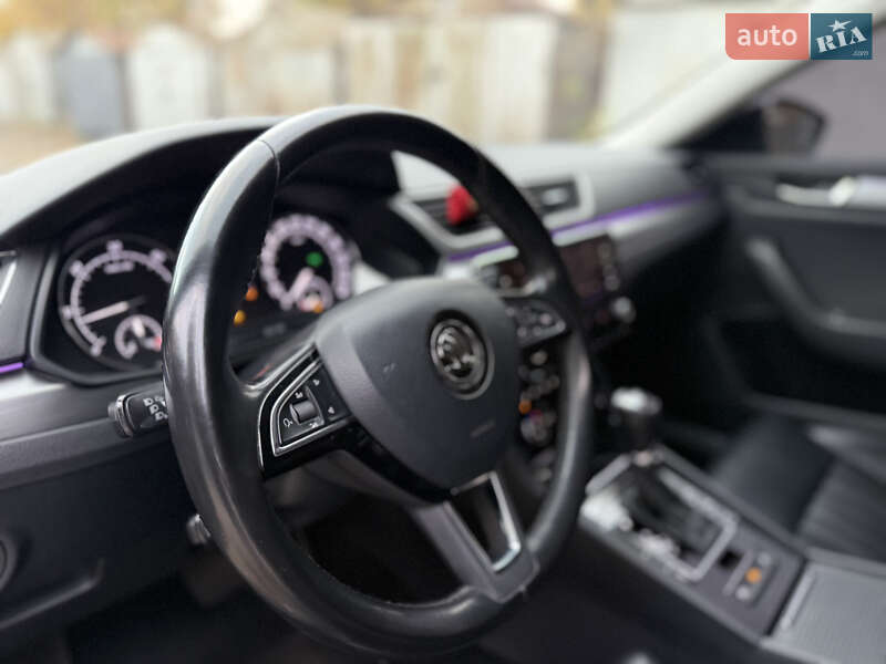 Универсал Skoda Superb 2018 в Киеве фото 16 Универсал Skoda Superb 2018 в Киеве