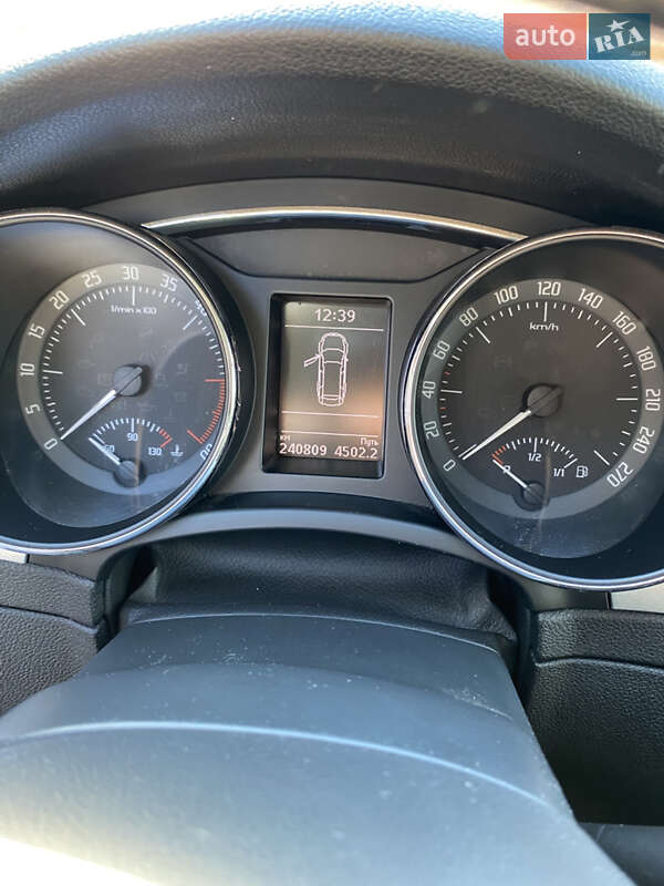 Універсал Skoda Superb 2014 в Коростені