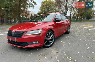 Універсал Skoda Superb 2018 в 
