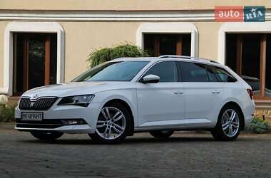 Универсал Skoda Superb 2016 в Сарнах