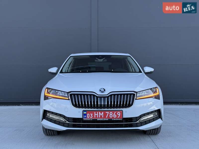 Ліфтбек Skoda Superb 2022 в Києві