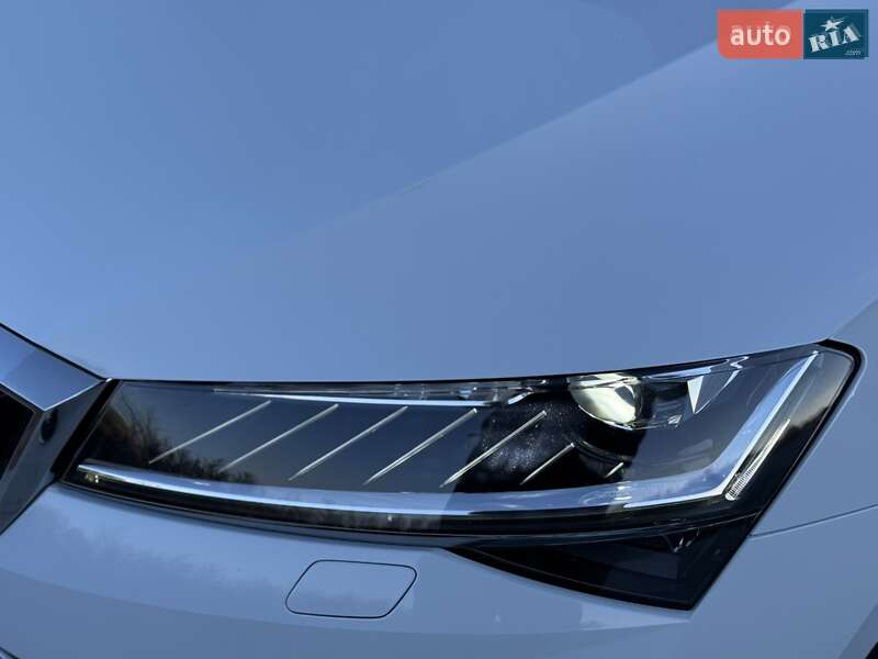 Ліфтбек Skoda Superb 2022 в Києві