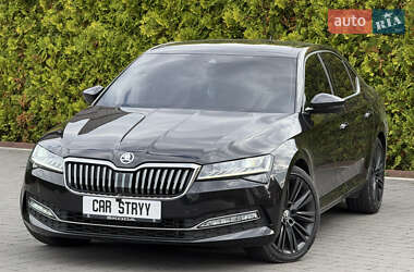 Лифтбек Skoda Superb 2019 в 