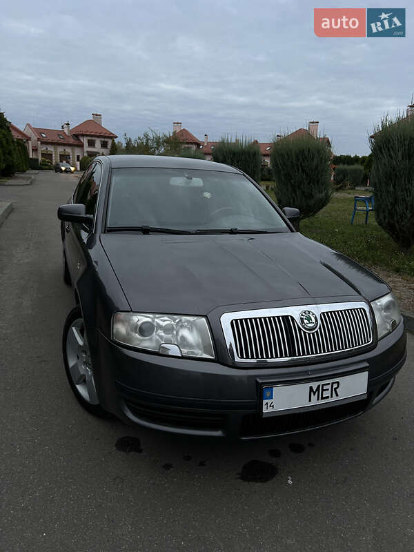 Ліфтбек Skoda Superb 2002 в Шептицькому